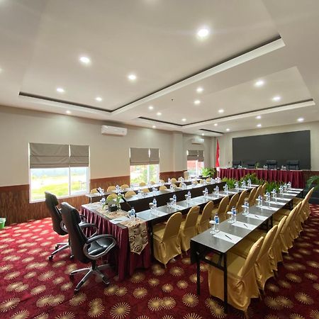 Vega Prime Hotel & Convention Sorong Εξωτερικό φωτογραφία
