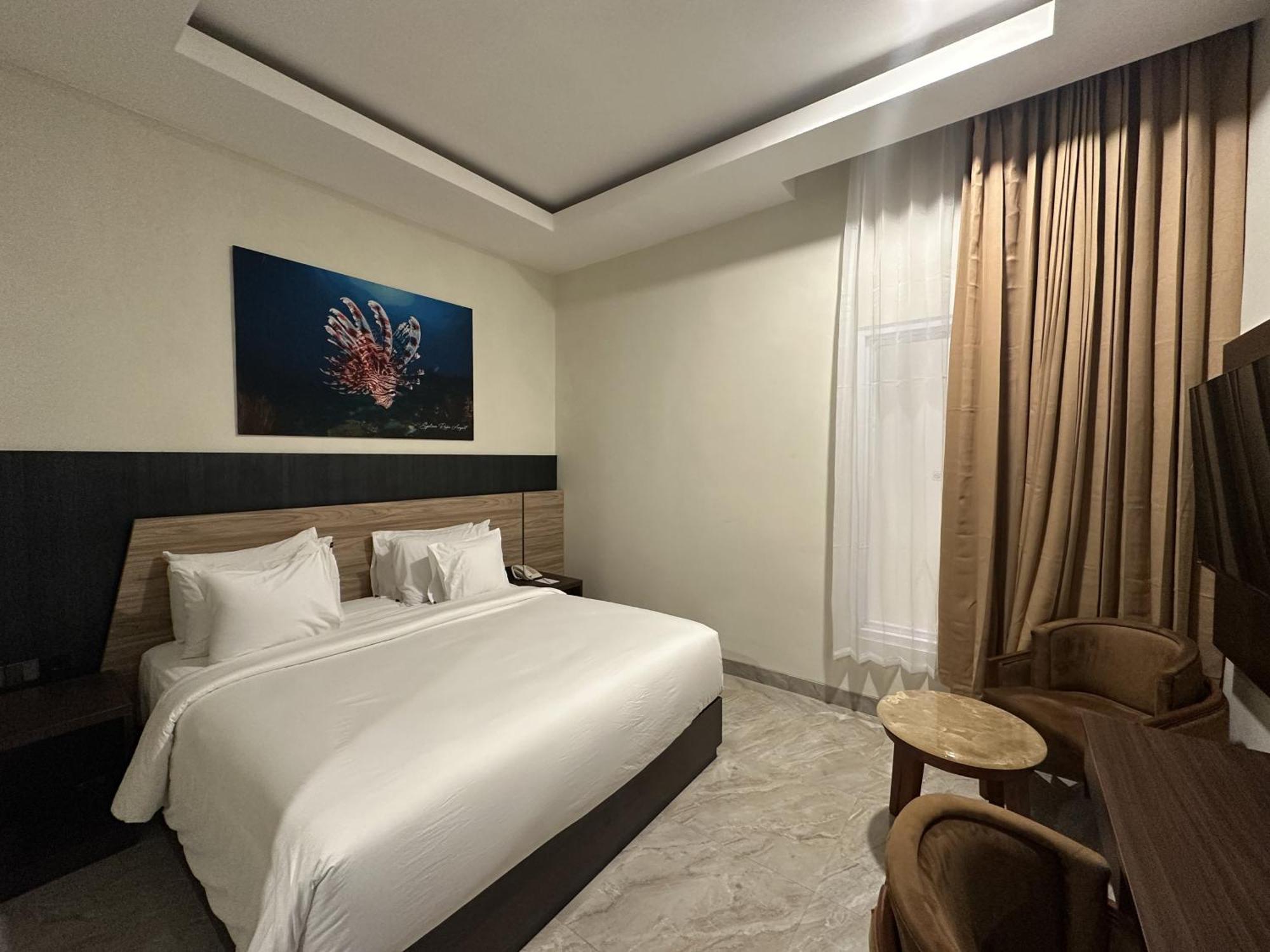 Vega Prime Hotel & Convention Sorong Δωμάτιο φωτογραφία
