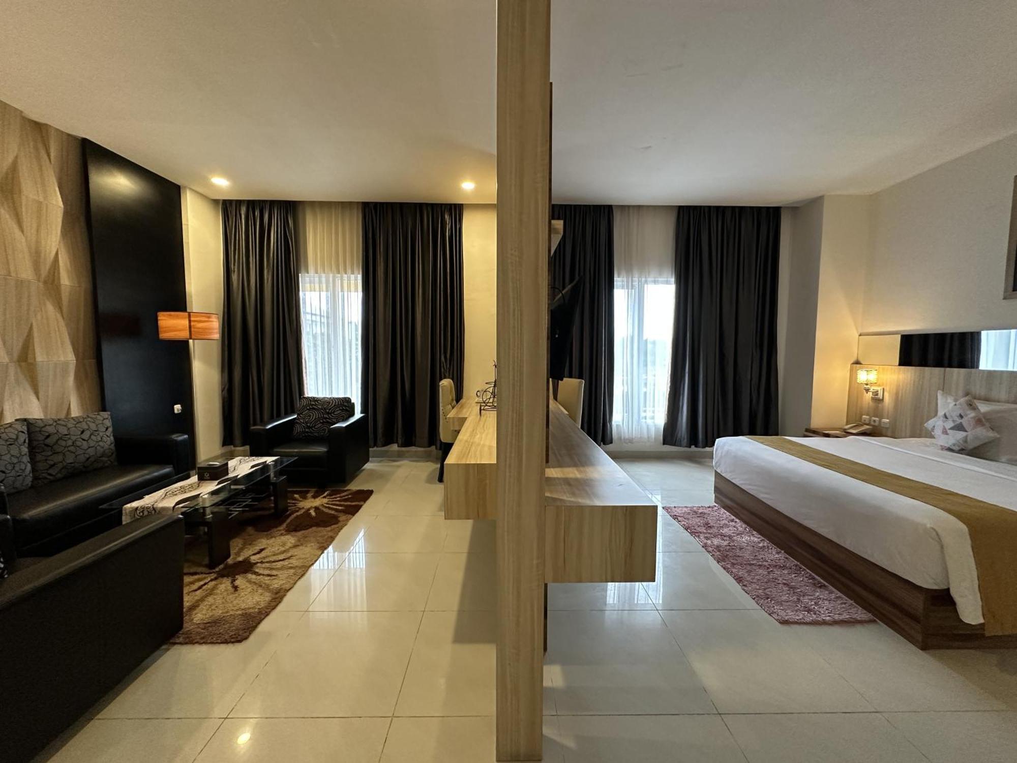 Vega Prime Hotel & Convention Sorong Δωμάτιο φωτογραφία